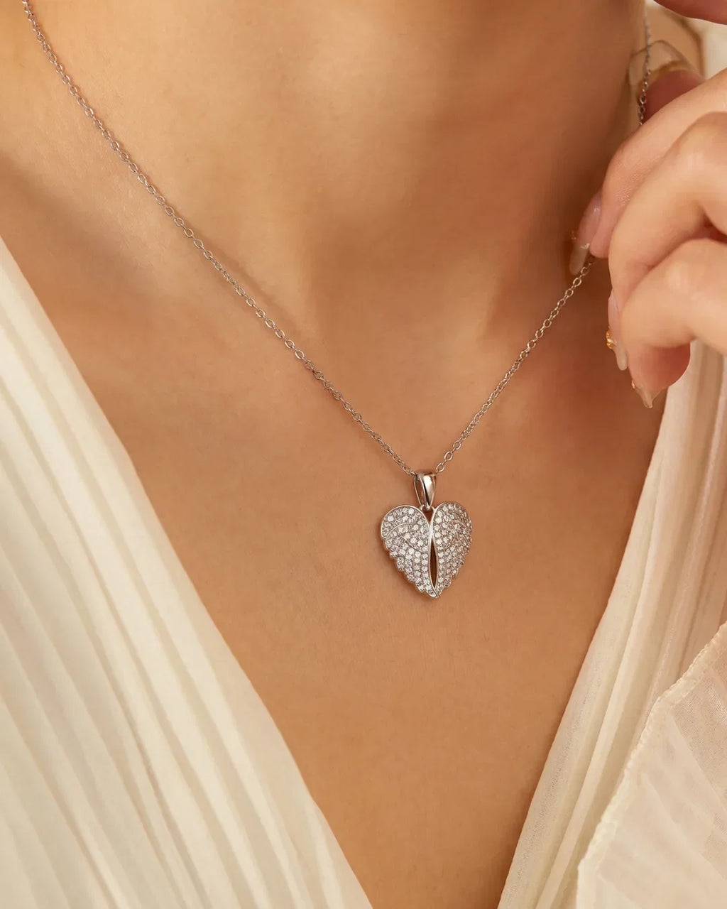 Seraphina Angel Wing Necklace Cherish