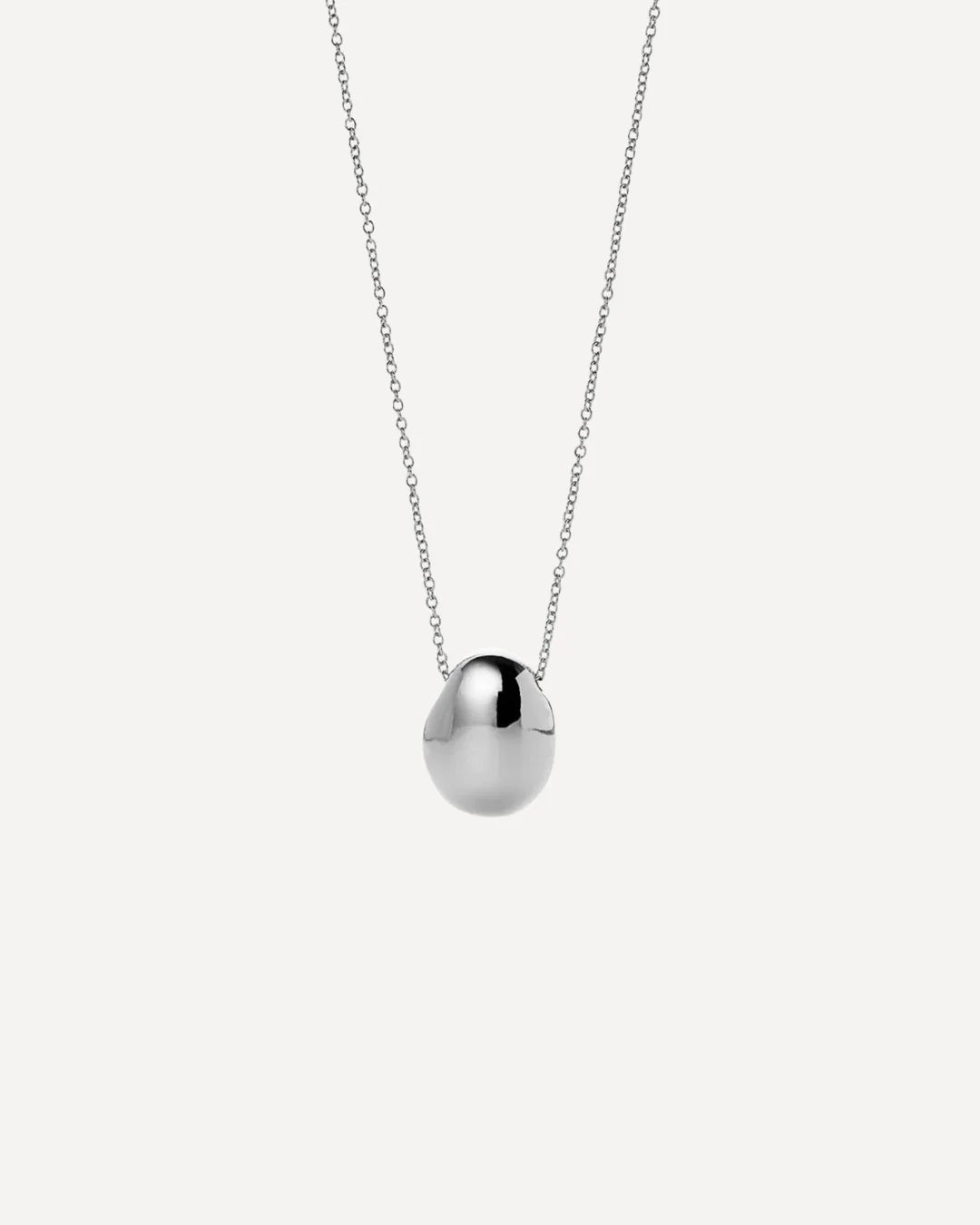 Elara Pendant Necklace