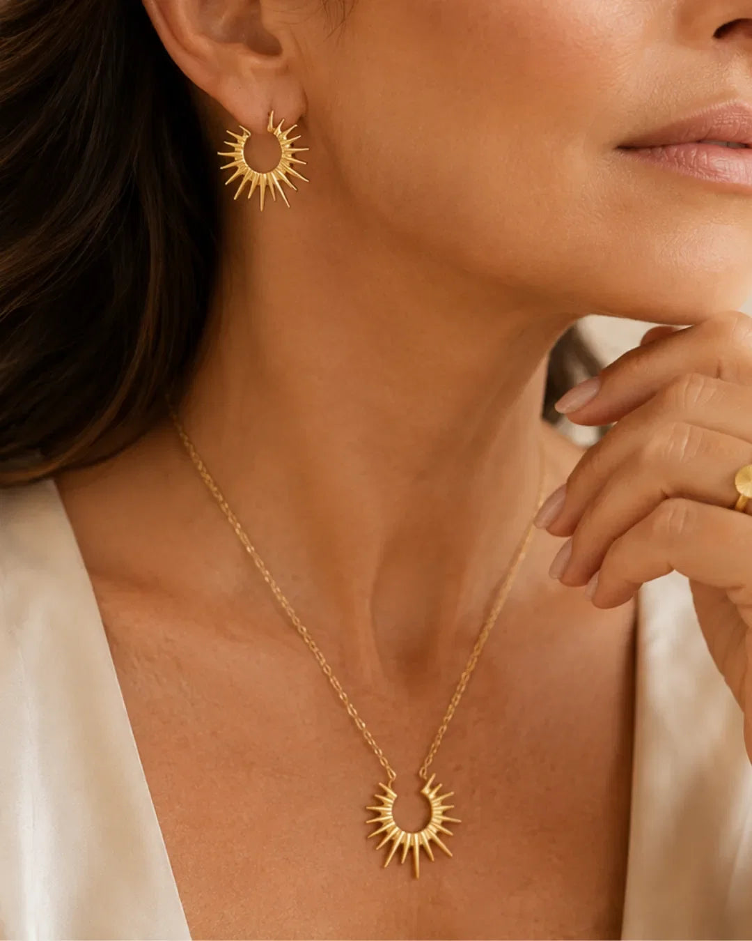 Aurora Sunburst Necklace