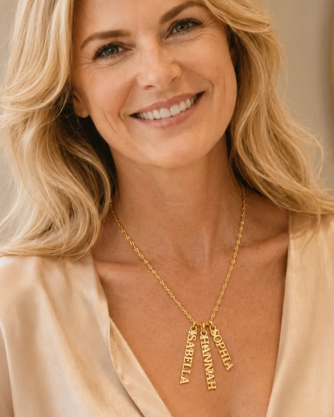 Isabella Multiple Name Necklace