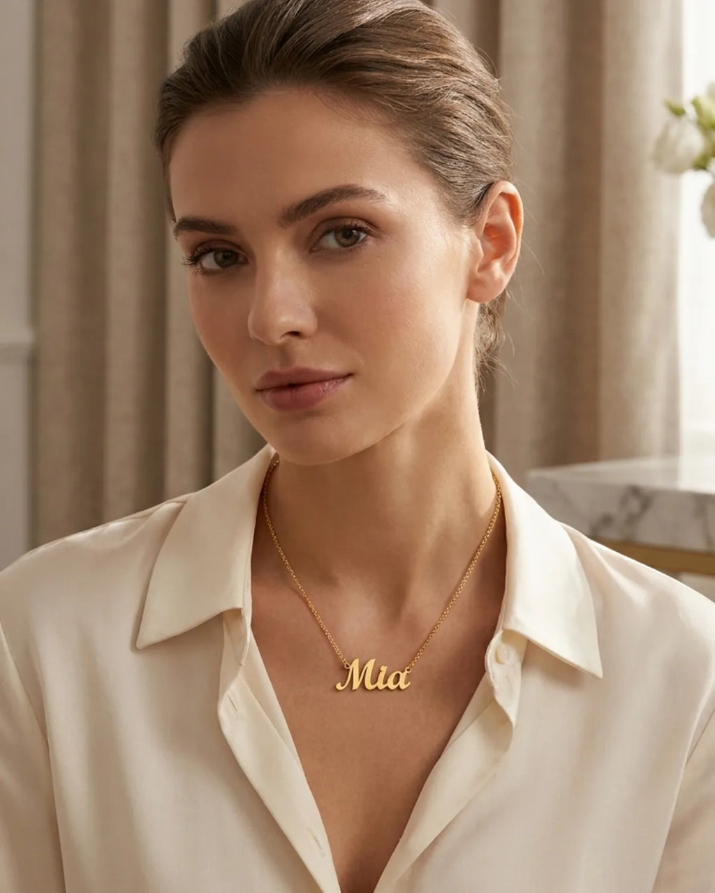Isolde Custom Name Necklace Signature