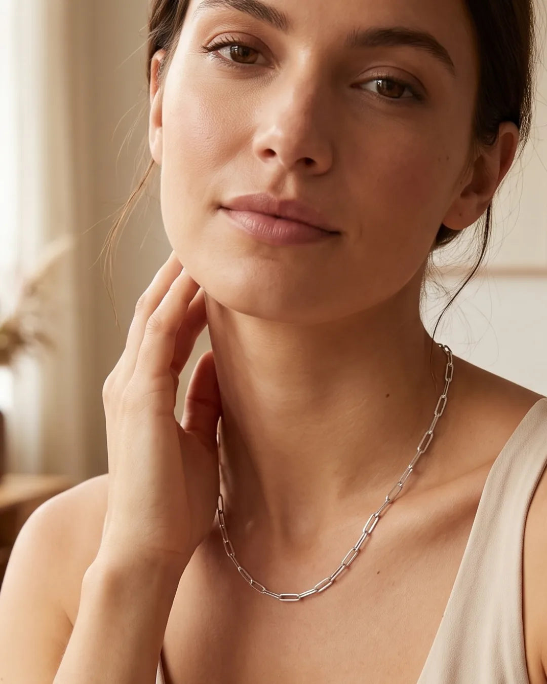 Elowen Paperclip Chain Necklace Elegant