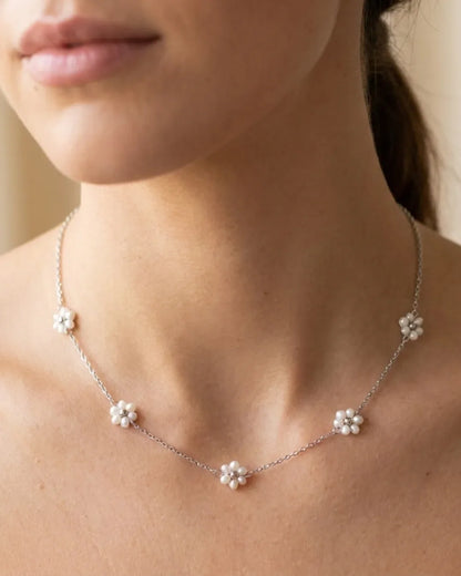 Evangeline Pearl Flower Necklace Bloom