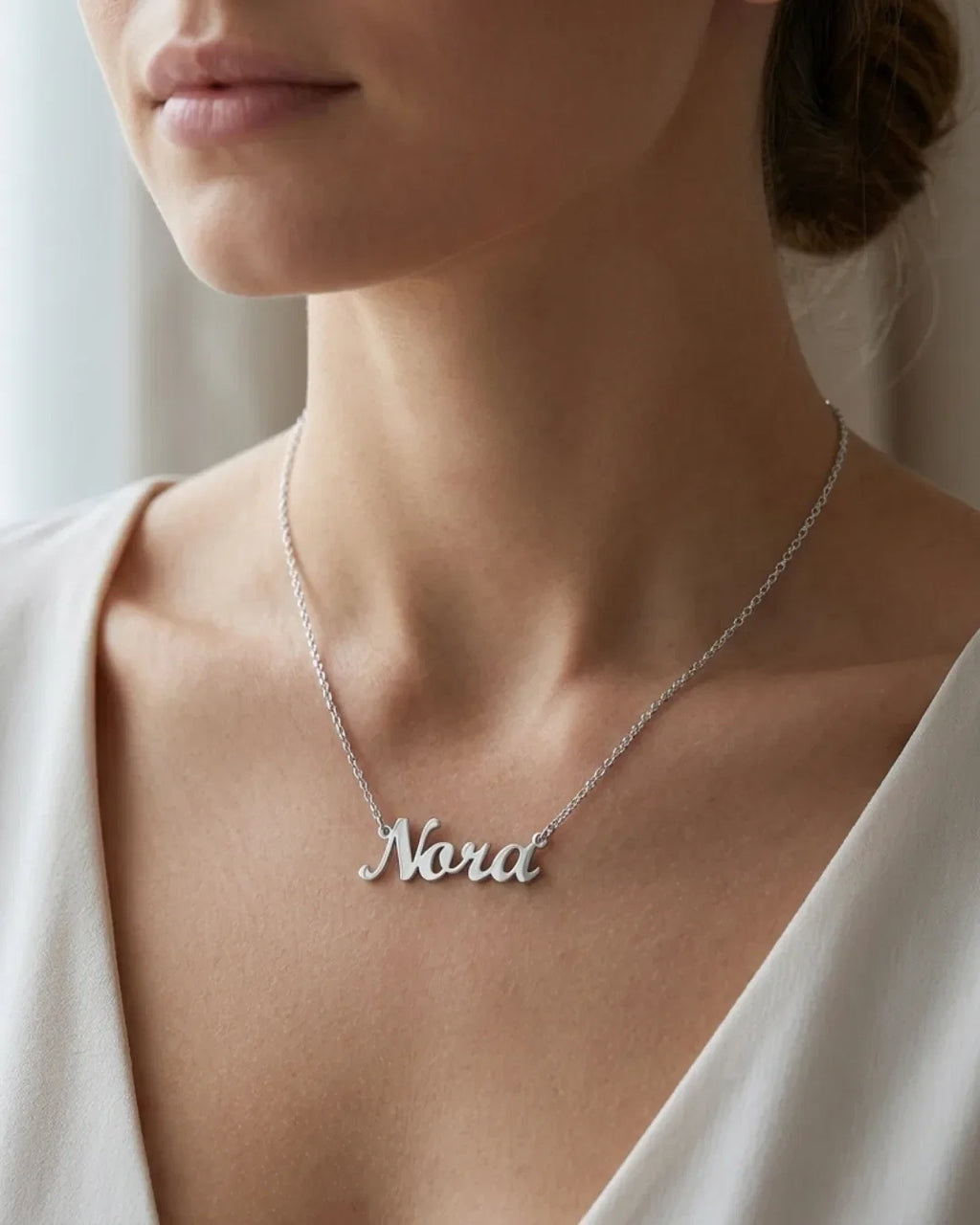 Isolde Custom Name Necklace Signature