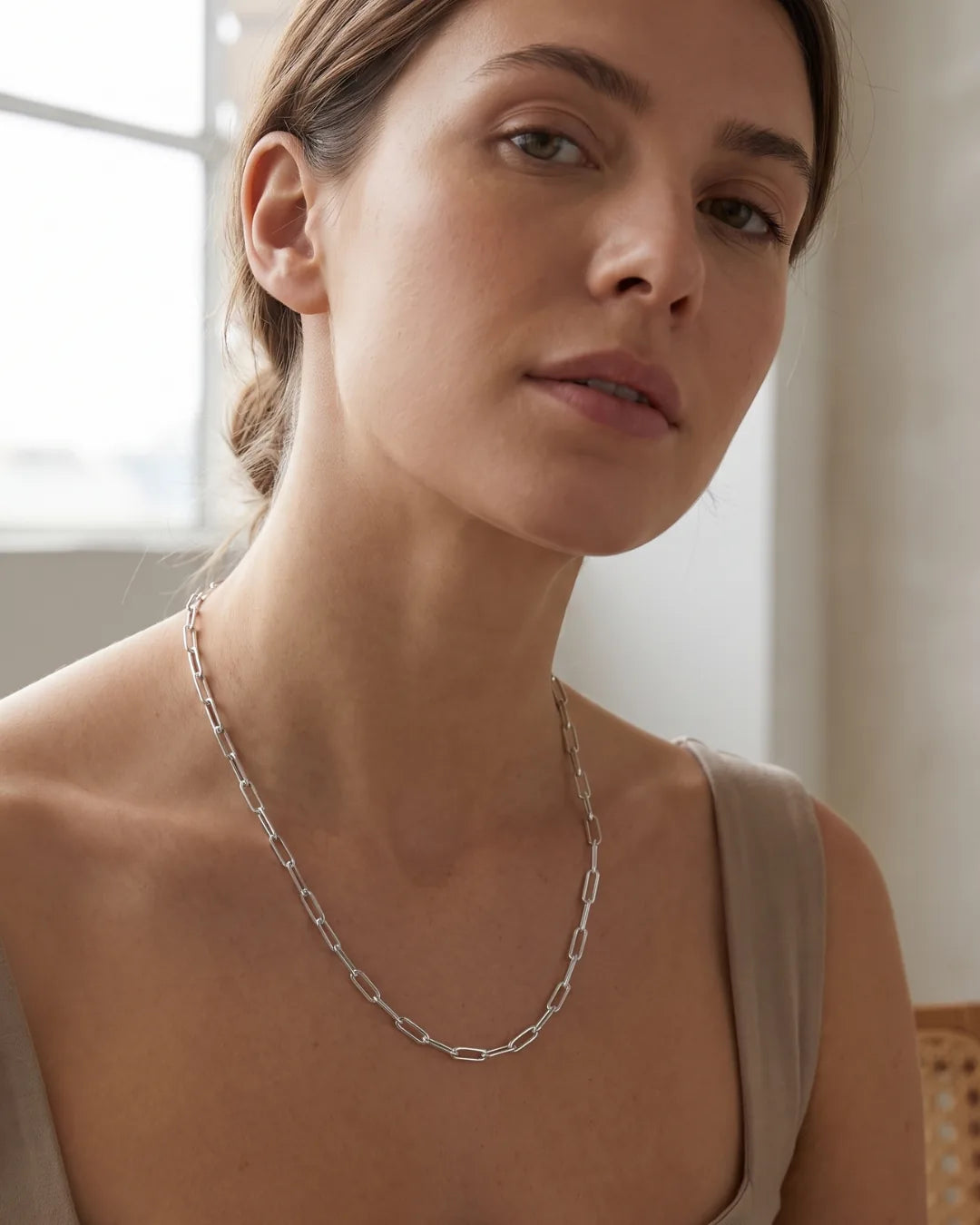 Elowen Paperclip Chain Necklace Elegant